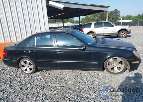 2003 Mercedes-Benz E 500 z USA, uszkodzony, nr VIN WDBUF70J73A125902